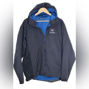 Arc’teryx Atom LT Hoody, Men’s XL, Blue
